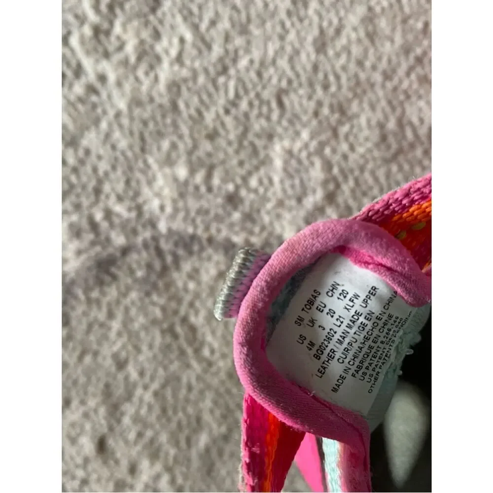 Stride Rite closed toe